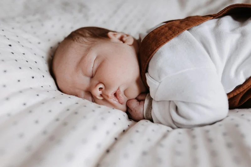 schlafendes-baby